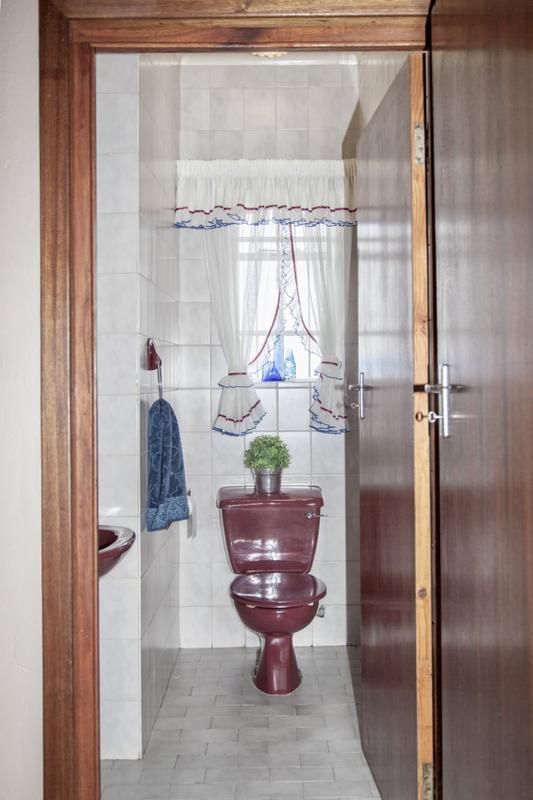 To Let 5 Bedroom Property for Rent in Douglas Northern Cape